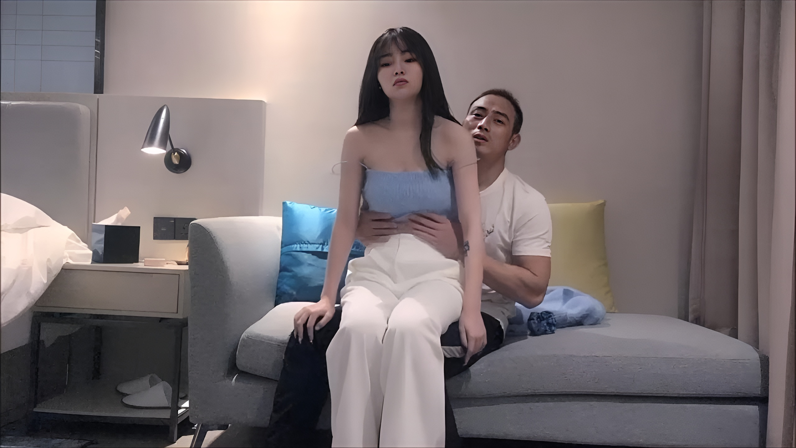 Aku tiktoker dan ayah gulaku di hotel...